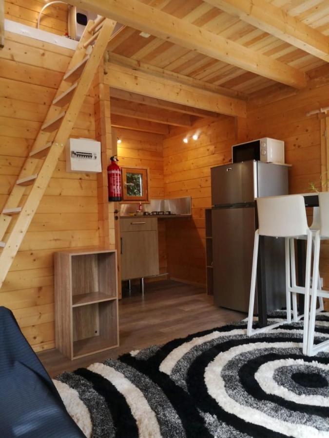 Le Petit Chalet De Nimes Shantay Youstay Esterno foto